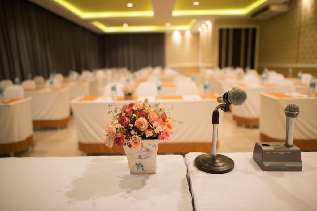 Milano Huahin Hotel Luaran gambar