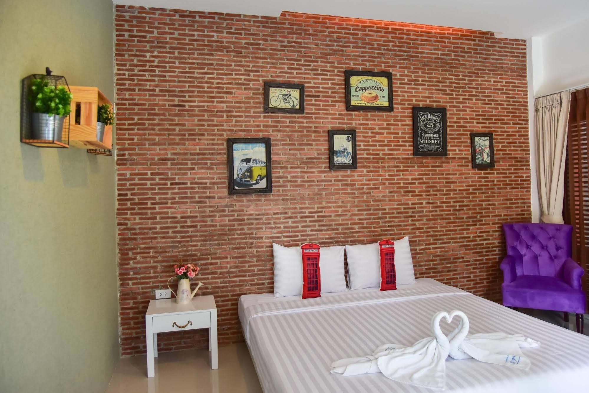 Milano Huahin Hotel Luaran gambar